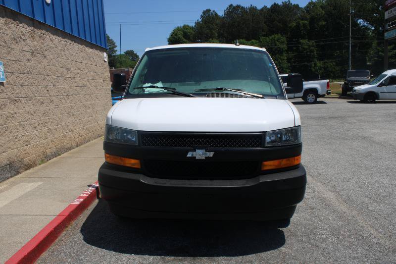 Used 2021 Chevrolet Express 2500 RWD image 2