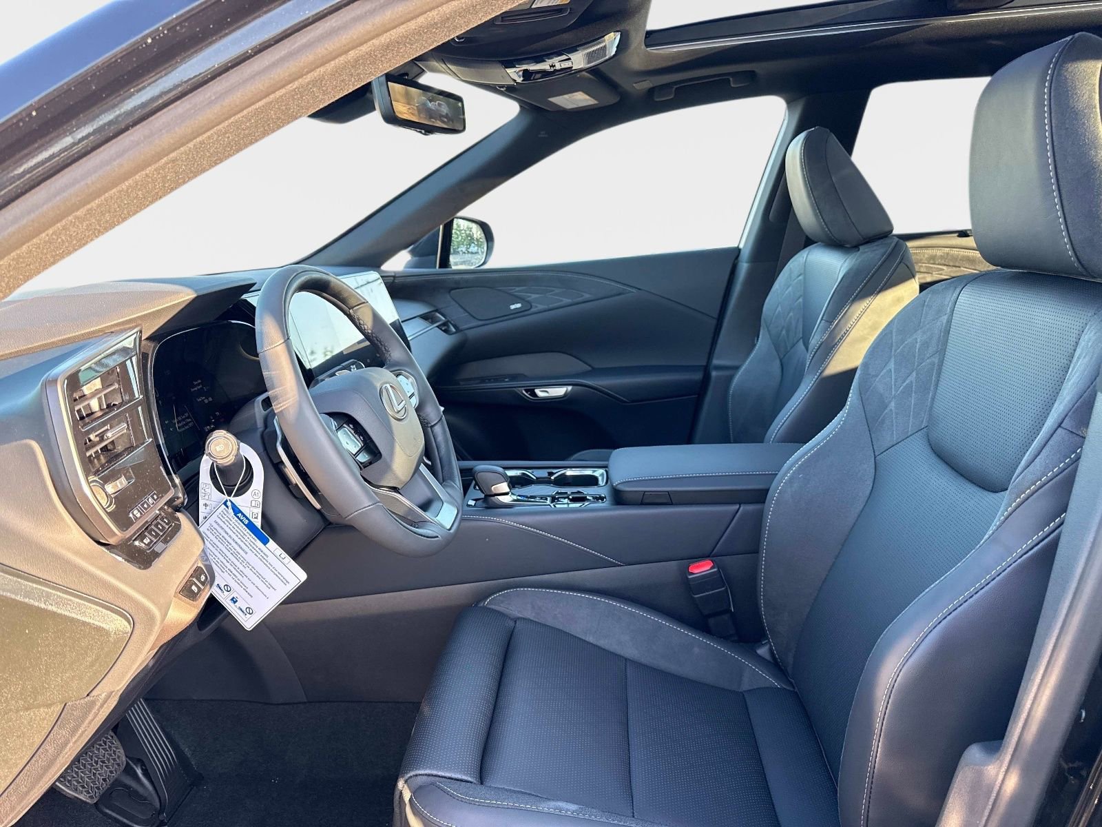 New 2026 Lexus RX 350 image 19