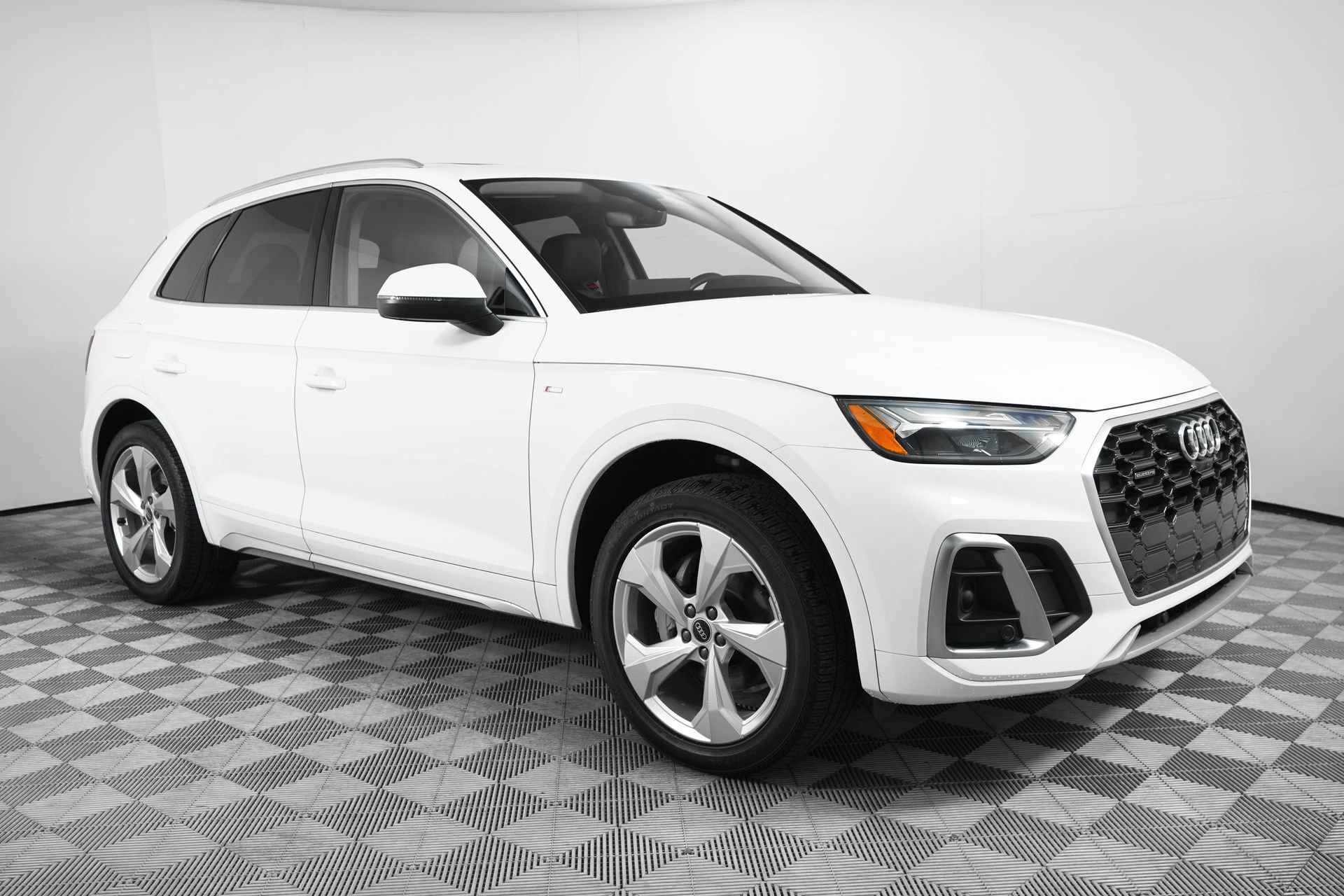 Certified 2023 Audi Q5 2.0T Premium Plus