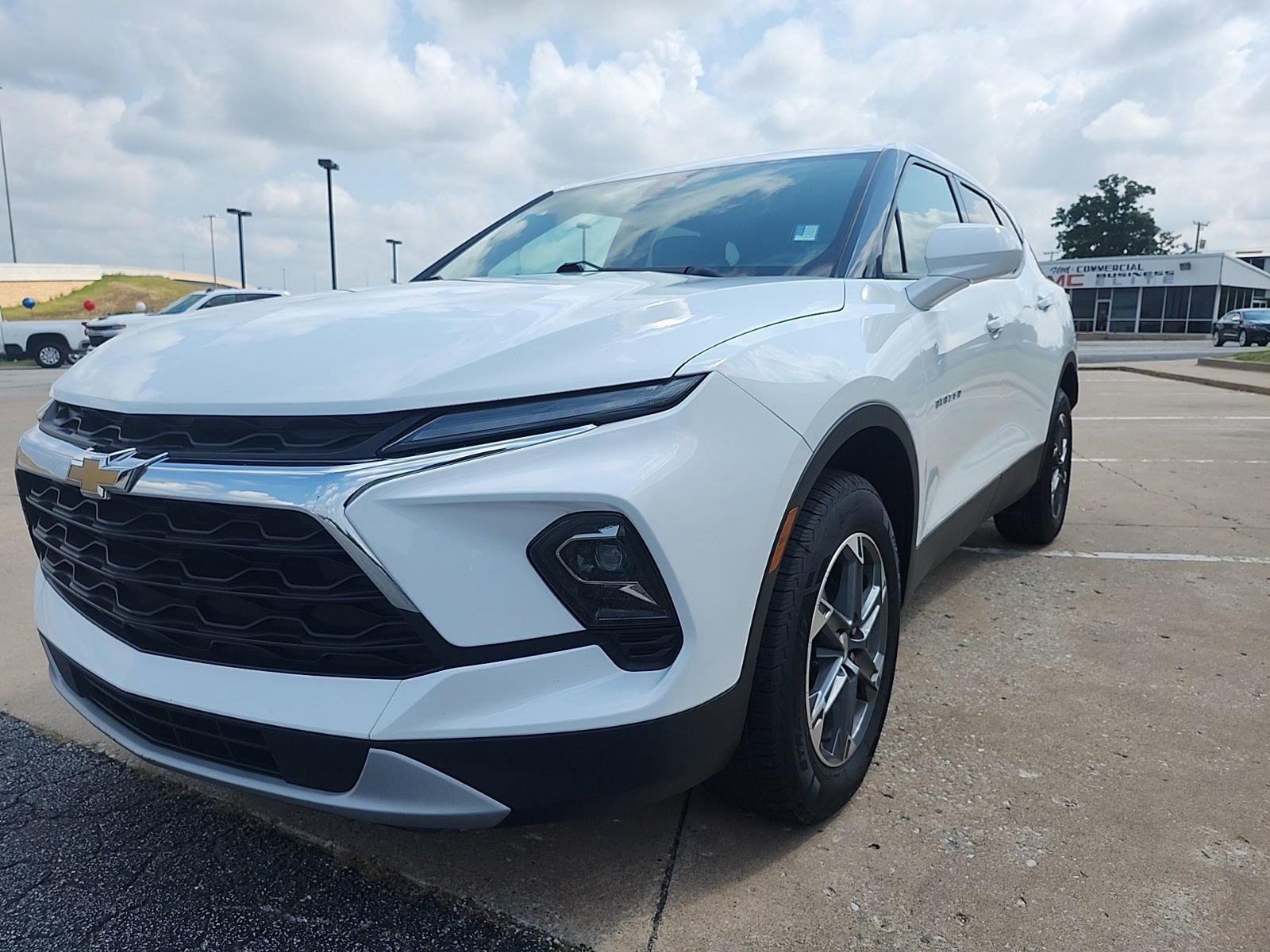 Used 2023 Chevrolet Blazer LT w/ Driver Confidence Package image 7