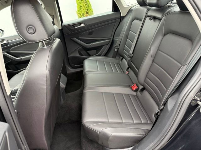 Used 2024 Volkswagen Jetta SE image 24