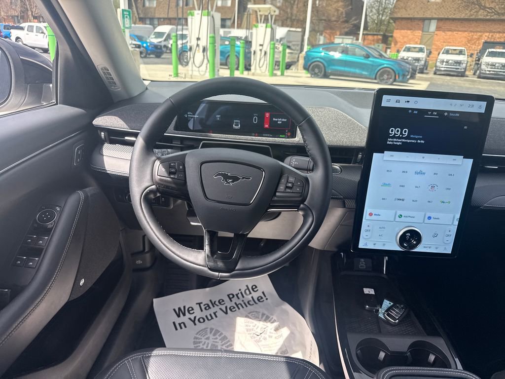 Used 2025 Ford Mustang Mach-E Premium image 18