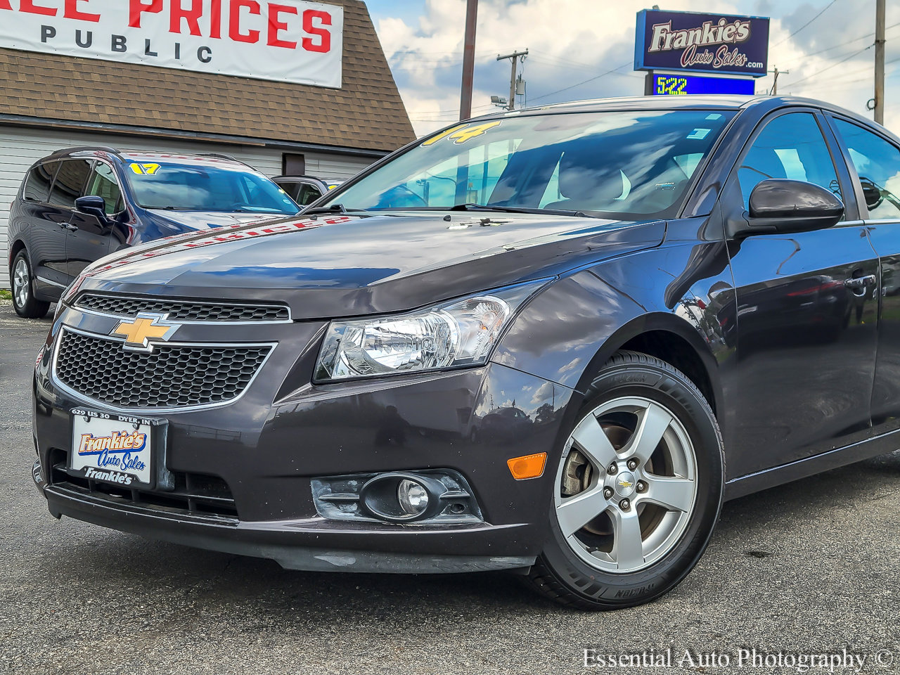 Used 2014 Chevrolet Cruze LT w/ All-Star Edition FWD image 2
