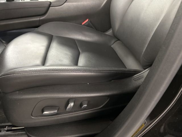 Used 2024 Cadillac XT5 Sportv image 7