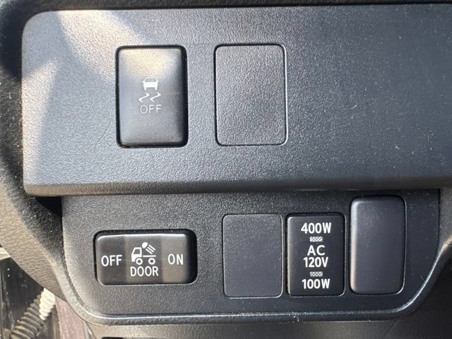Used 2023 Toyota Tacoma SR5 RWD image 22