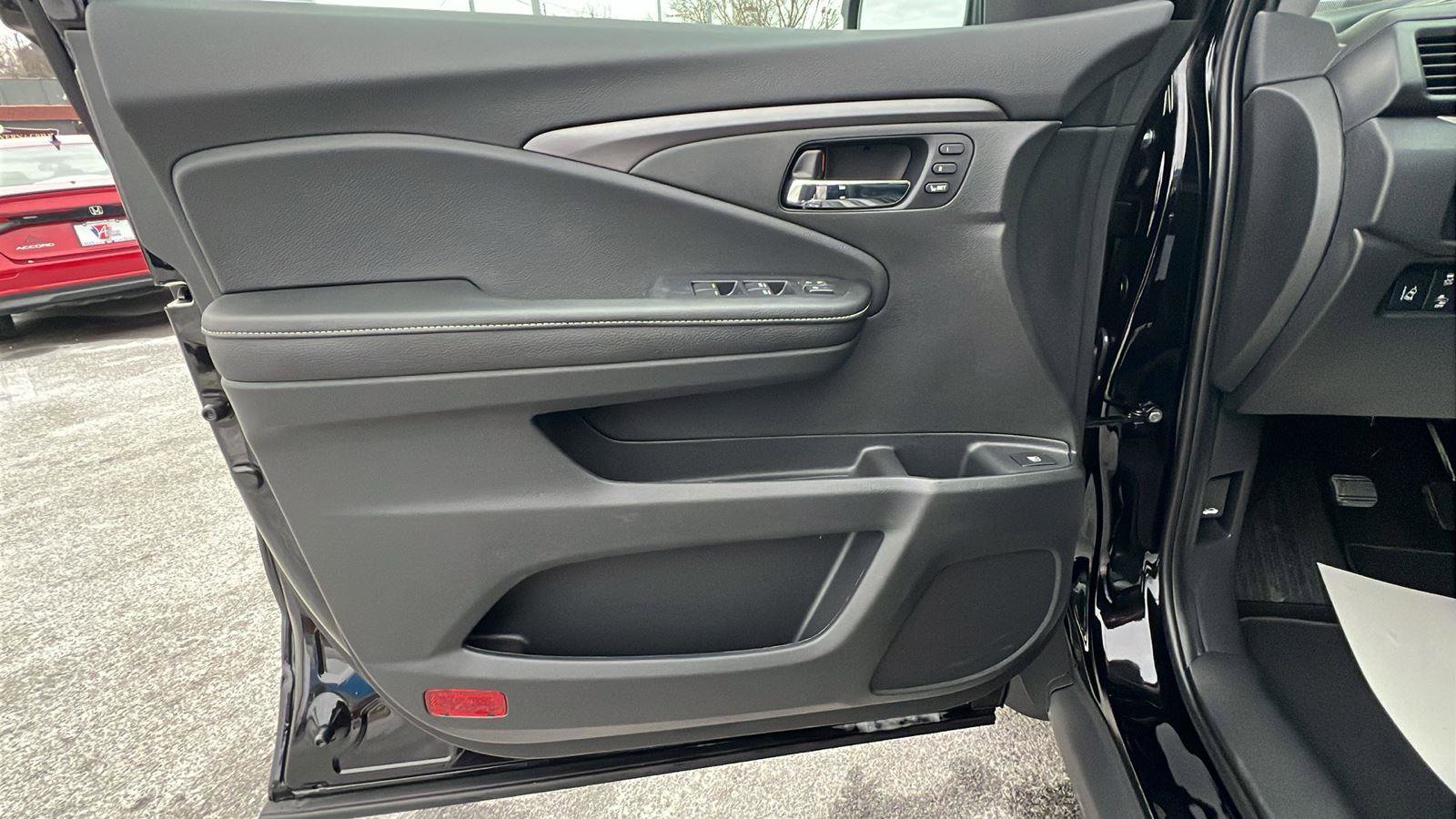 New 2026 Honda Ridgeline RTL image 23