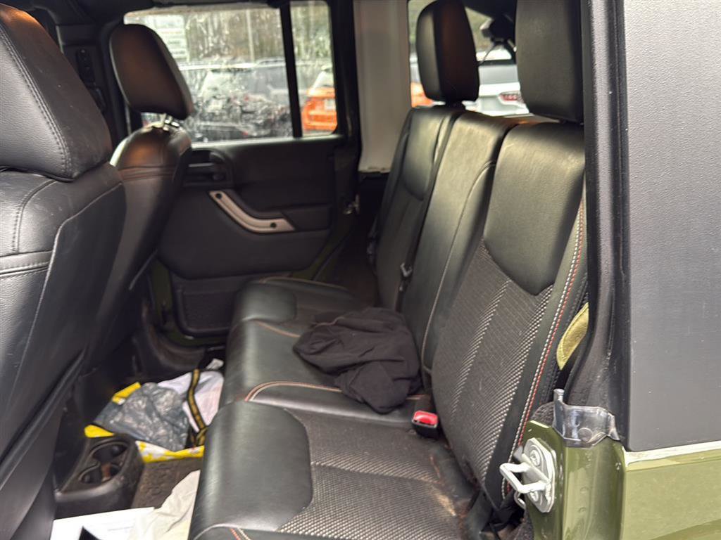 Used 2016 Jeep Wrangler Unlimited Sahara image 7