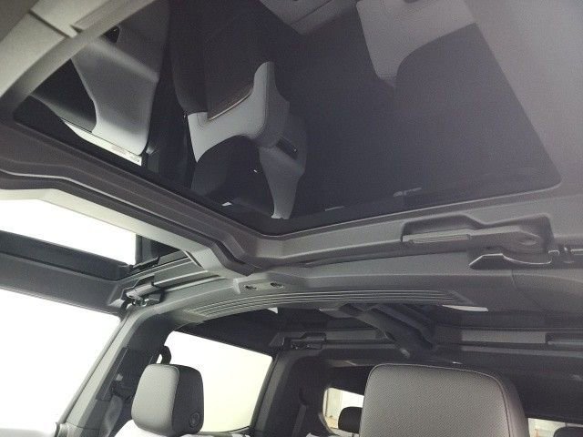 New 2025 GMC Hummer EV 2X AWD/4WD image 34