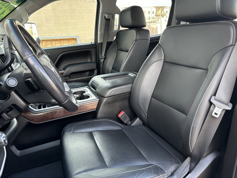 Used 2018 GMC Sierra 3500 SLT AWD/4WD image 14