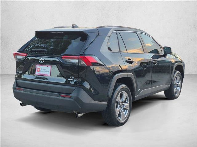 Certified 2025 Toyota RAV4 LE AWD/4WD image 5