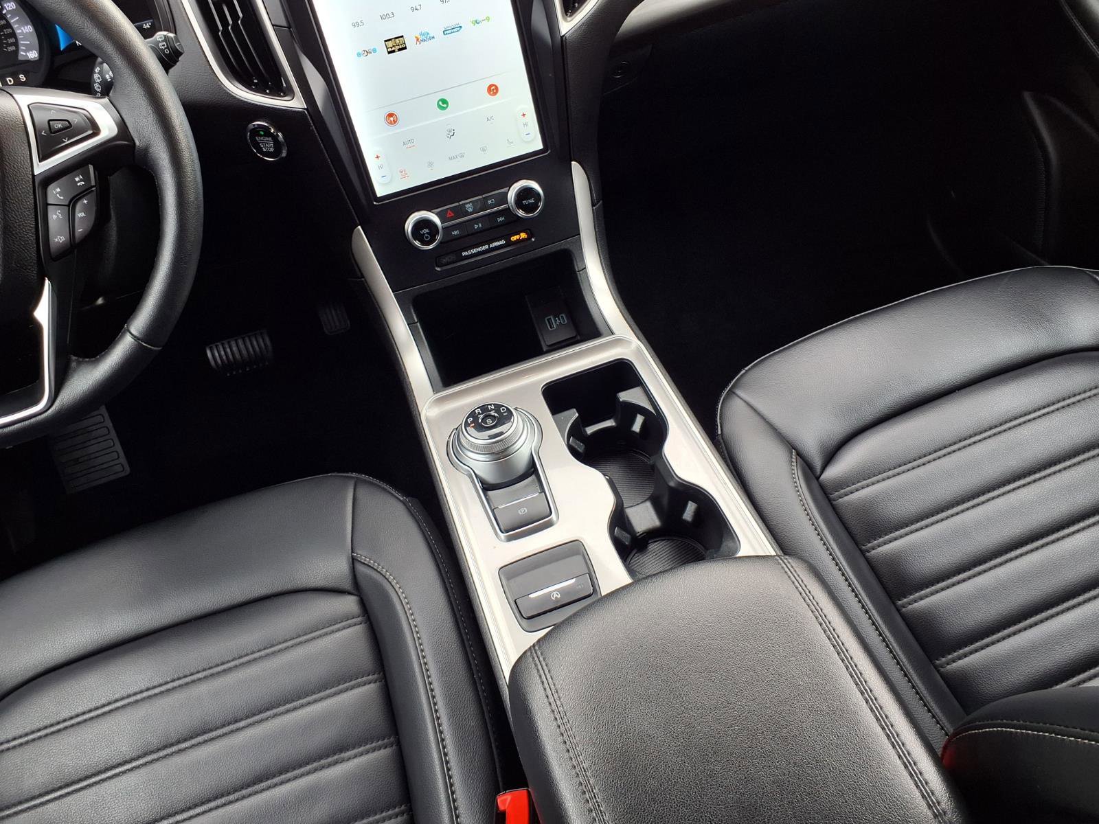 Certified 2024 Ford Edge SEL w/ Convenience Package AWD/4WD image 10