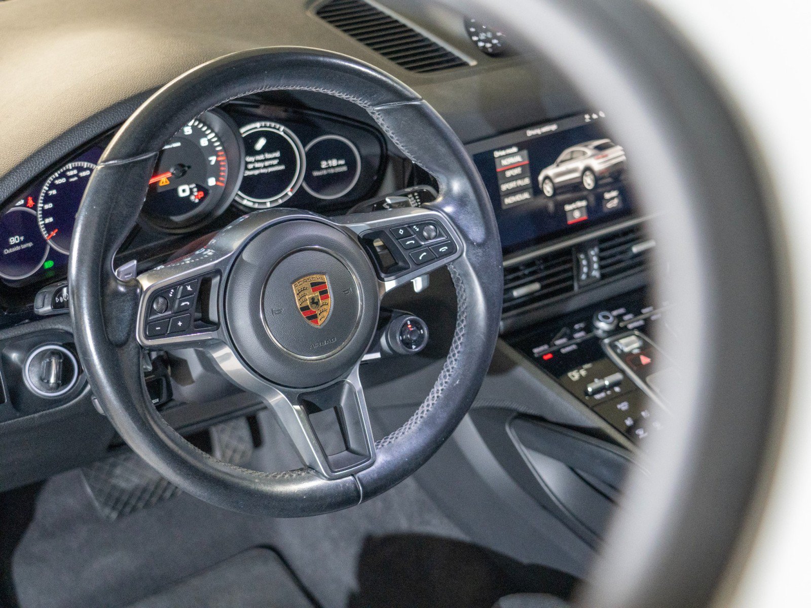 Certified 2021 Porsche Cayenne Coupe AWD/4WD image 15