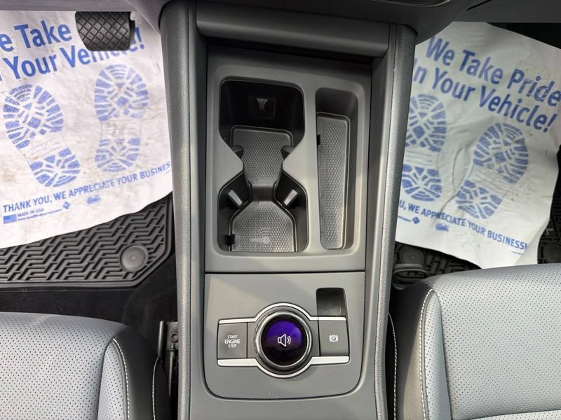Used 2025 Volkswagen Tiguan SE AWD/4WD image 36