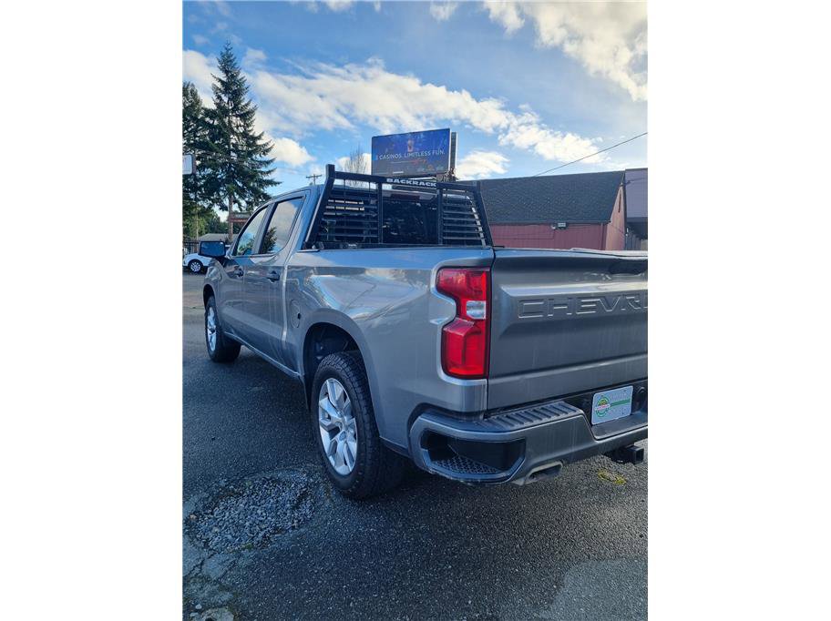 Used 2021 Chevrolet Silverado 1500 Custom image 3