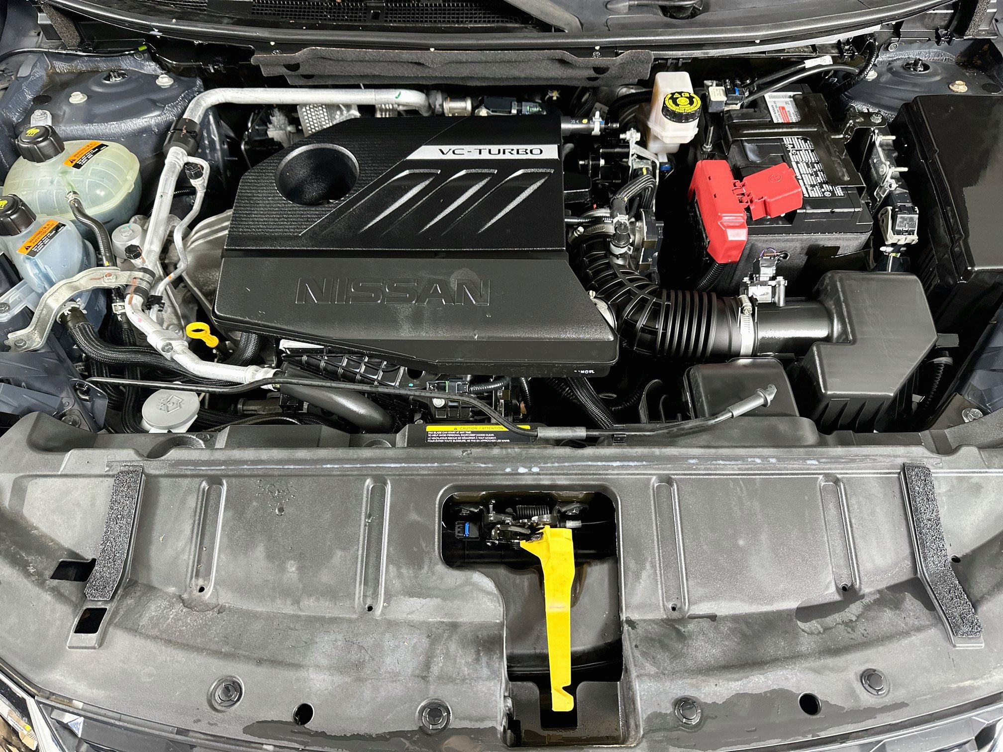 Used 2023 Nissan Rogue S AWD/4WD image 27