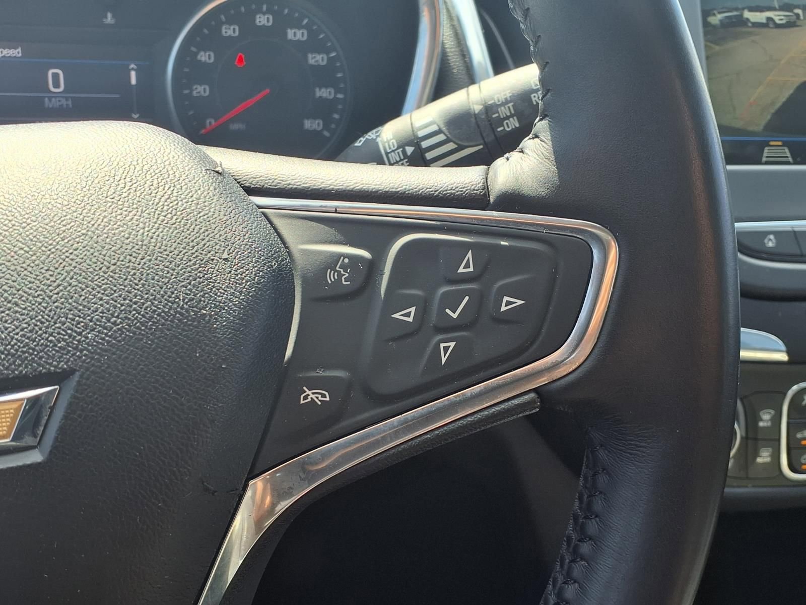 Used 2019 Chevrolet Equinox LT FWD image 16