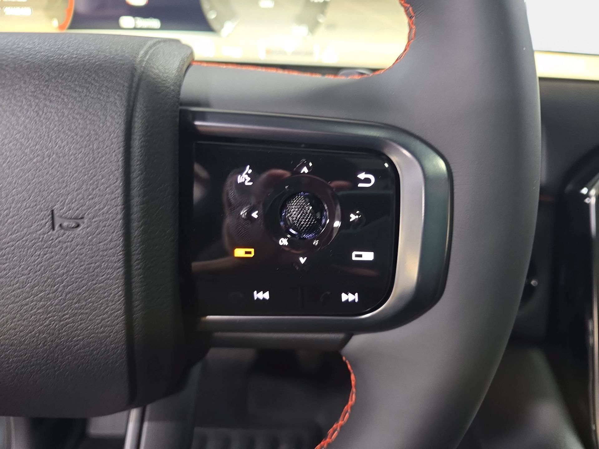 New 2026 Nissan Armada PRO-4X AWD/4WD image 18