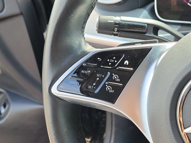 Used 2025 Mercedes-Benz CLE 300 4MATIC Cabriolet image 31