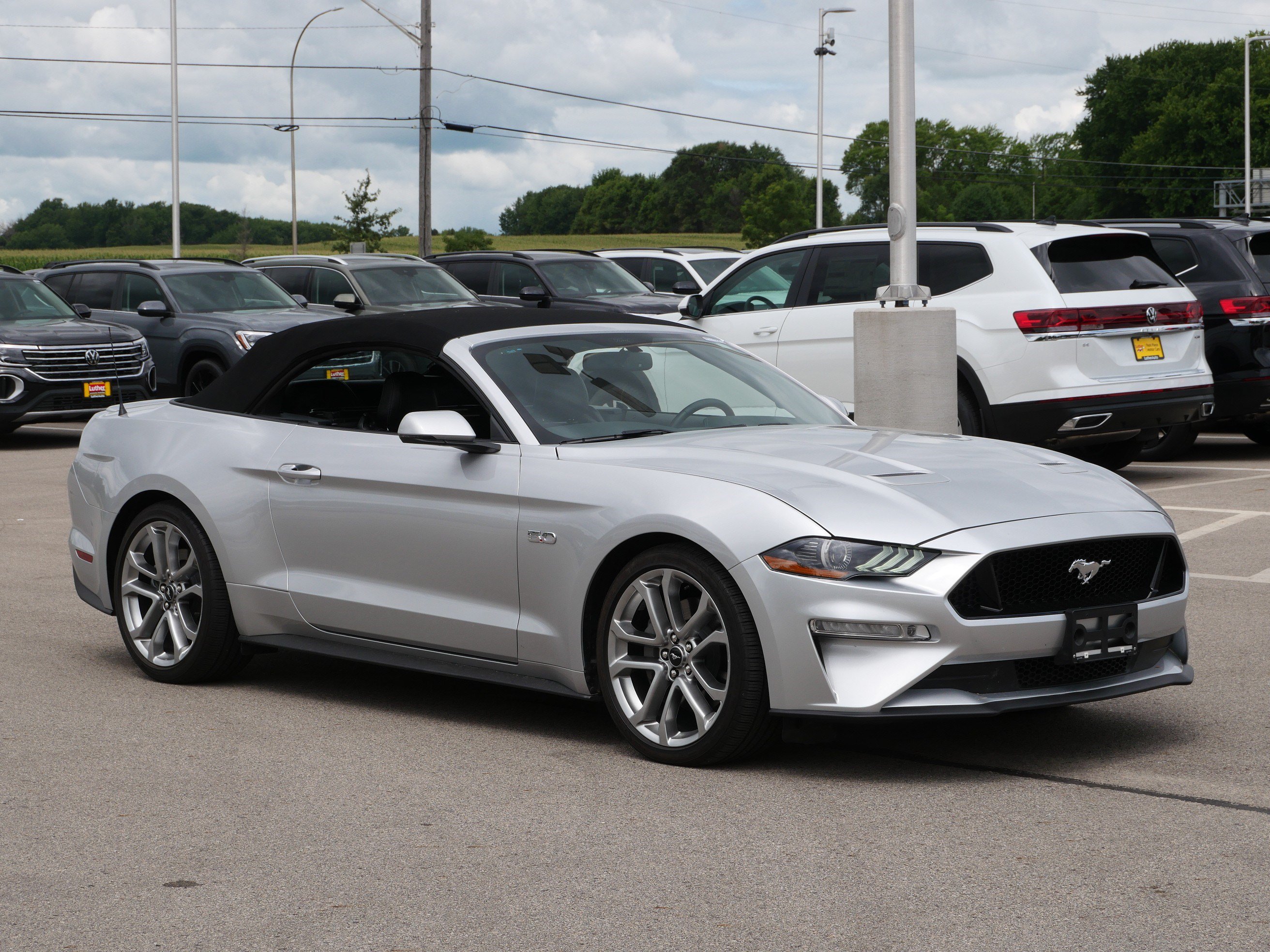 Used 2019 Ford Mustang GT Premium w/ Equipment Group 401A RWD image 32