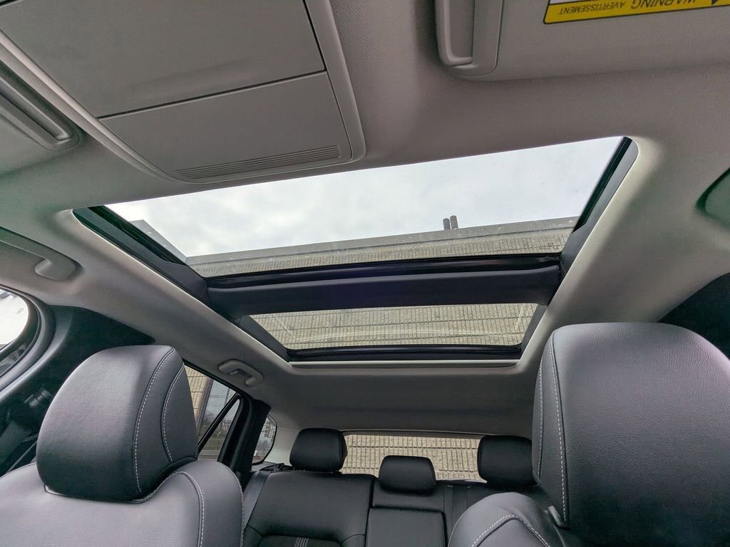 Used 2025 MAZDA CX-50 AWD 2.5 S w/ Premium Package image 37