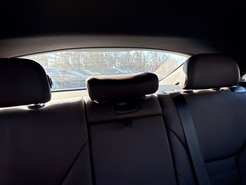 Used 2023 BMW i4 eDrive40 w/ M Sport Package image 44