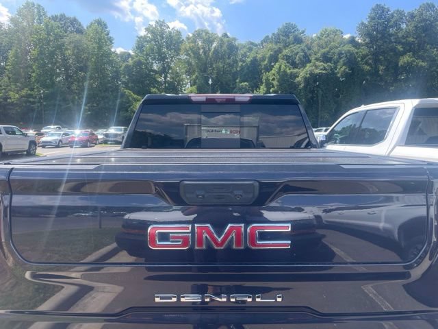 Used 2024 GMC Sierra 1500 Denali w/ Technology Package AWD/4WD image 3