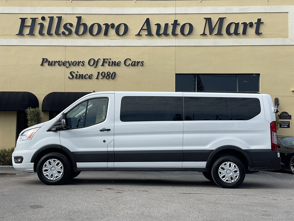 Used 2022 Ford Transit 350 XLT image 3