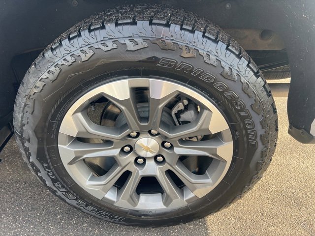 Used 2024 Chevrolet Silverado 1500 High Country w/ Technology Package image 11