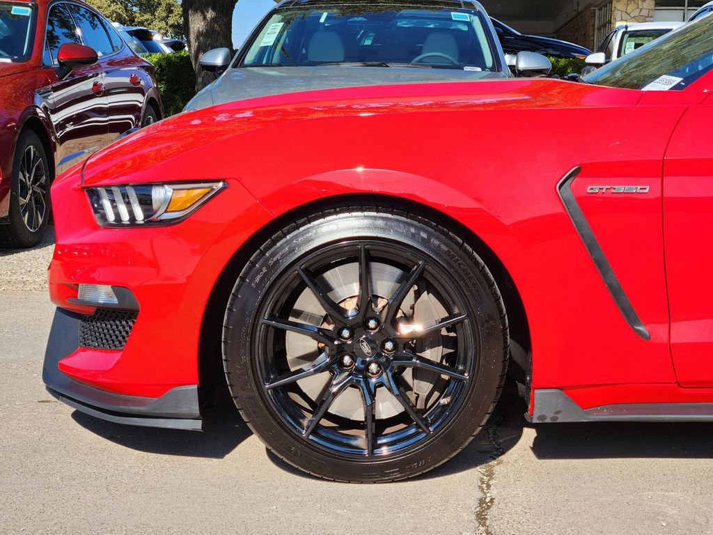 Used 2020 Ford Mustang Shelby GT350 w/ Technology Package image 12