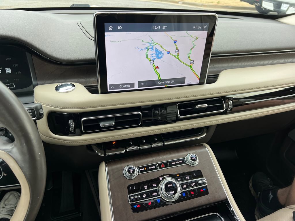 Used 2020 Lincoln Aviator Reserve w/ Equipment Group 201A image 23