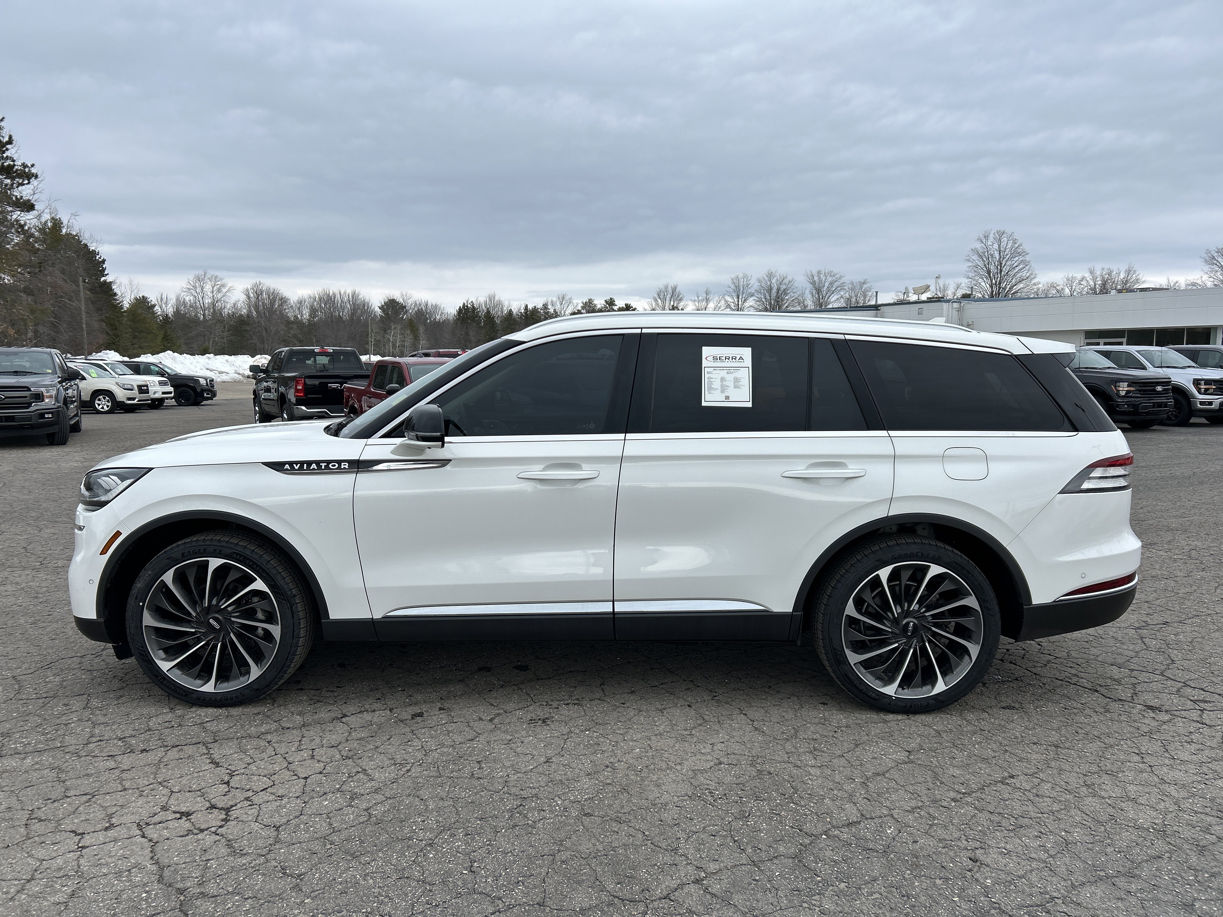 Used 2021 Lincoln Aviator Reserve w/ Equipment Group 201A image 6