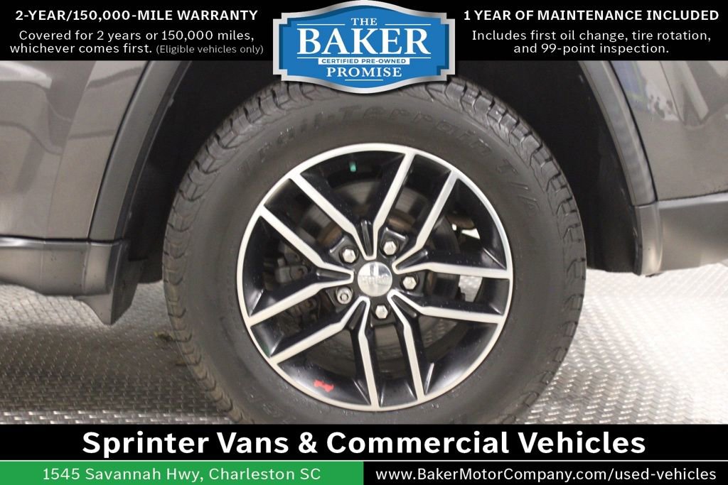 Used 2018 Jeep Grand Cherokee Trailhawk AWD/4WD image 16