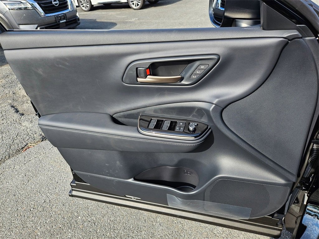 New 2026 Toyota Crown Platinum image 7