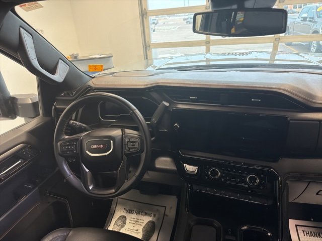 Used 2024 GMC Sierra 2500 AT4 image 24