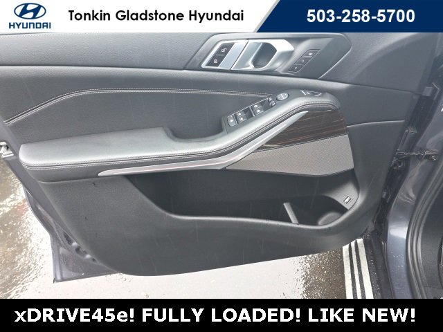 Used 2021 BMW X5 xDrive45e w/ Premium Package image 8