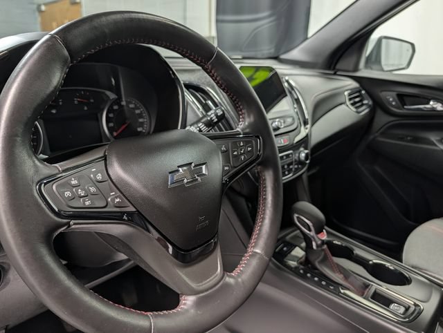Certified 2022 Chevrolet Equinox RS w/ Infotainment Package AWD/4WD image 17