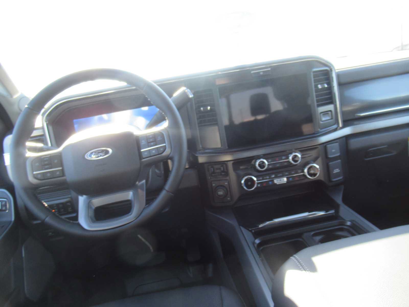 New 2026 Ford F250 Lariat AWD/4WD image 19
