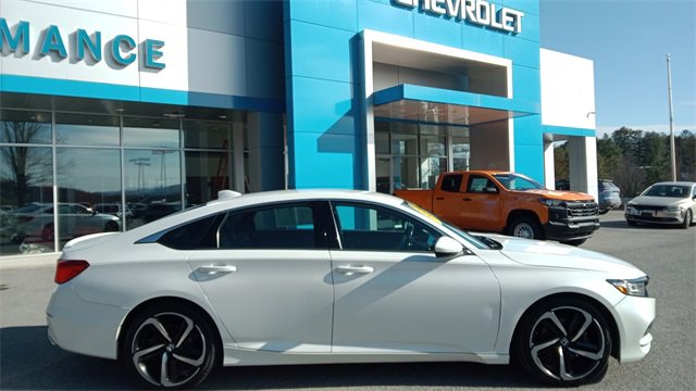 Used 2020 Honda Accord Sport image 3