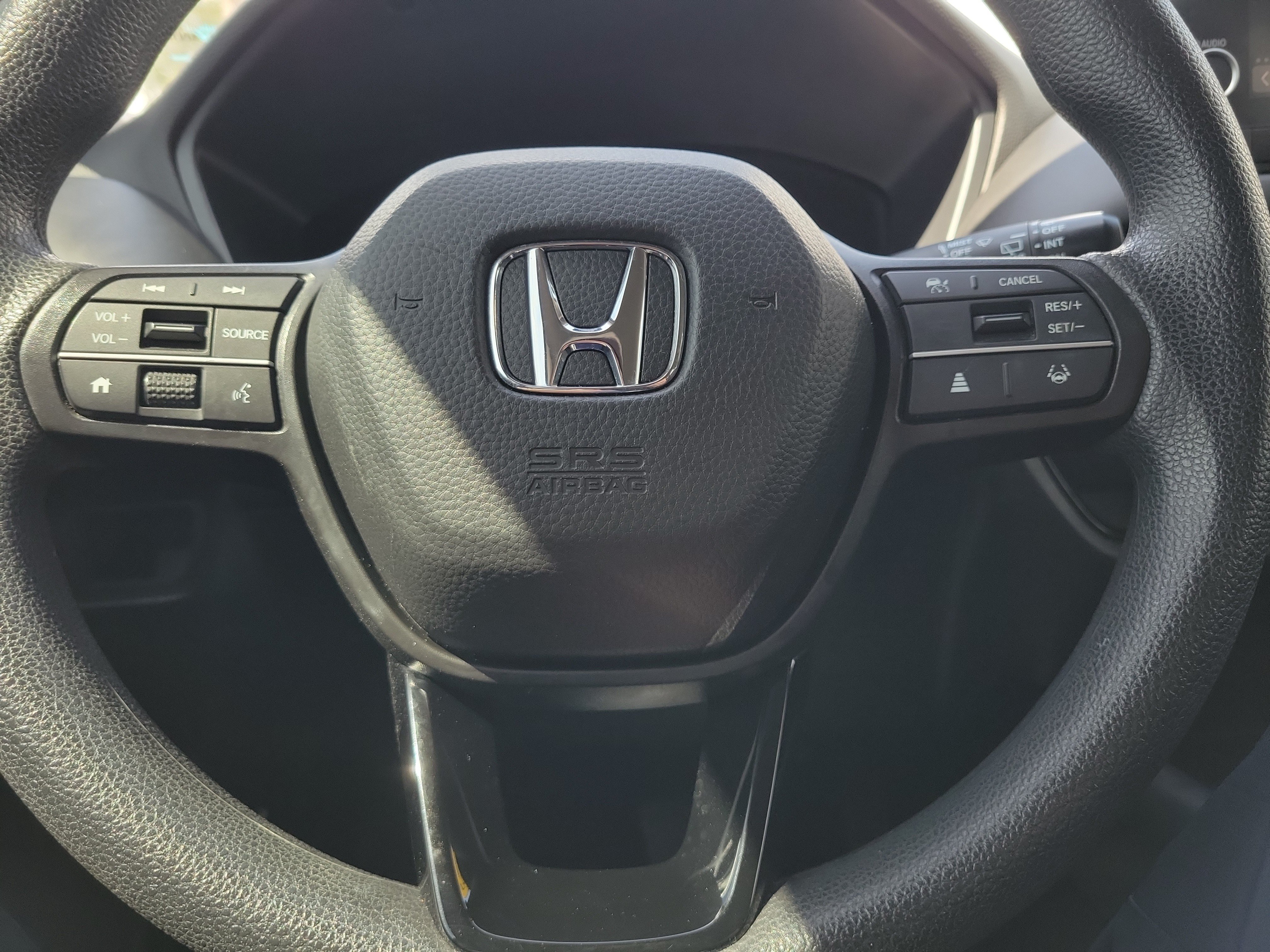 Used 2025 Honda HR-V LX image 27