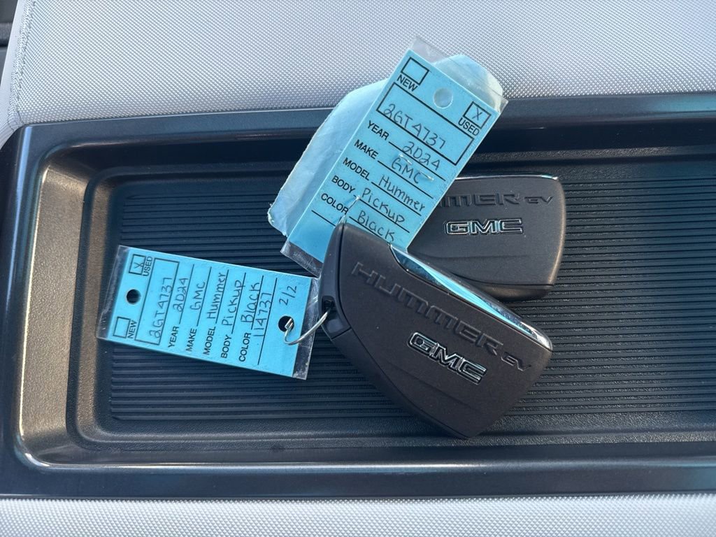 Used 2024 GMC Hummer EV 2X image 39