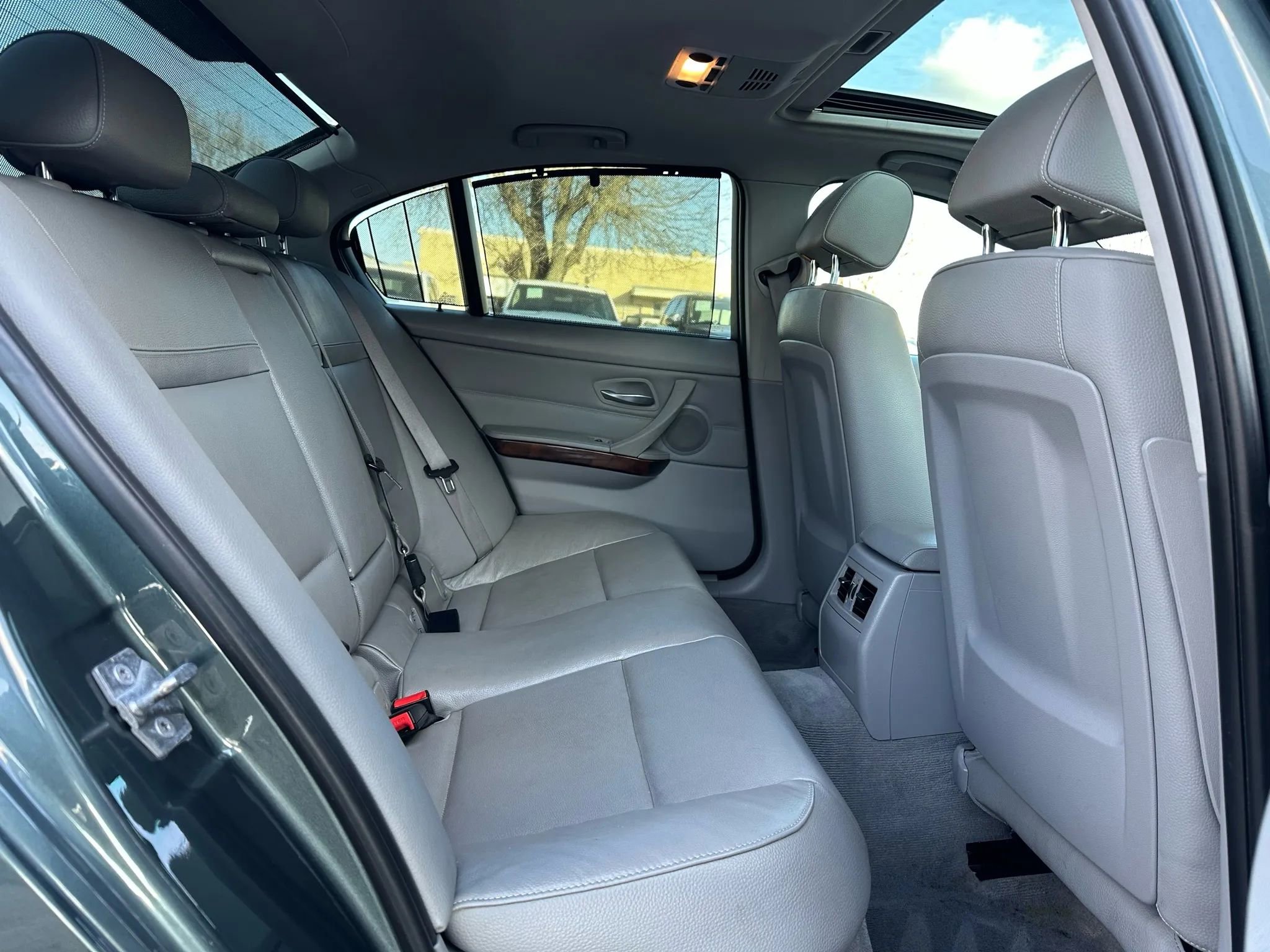 Used 2011 BMW 335d Sedan RWD image 25