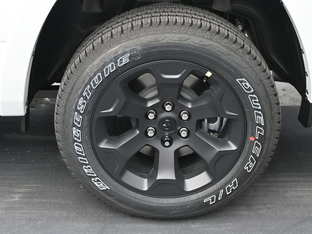 New 2026 RAM 1500 4x4 Crew Cab image 22