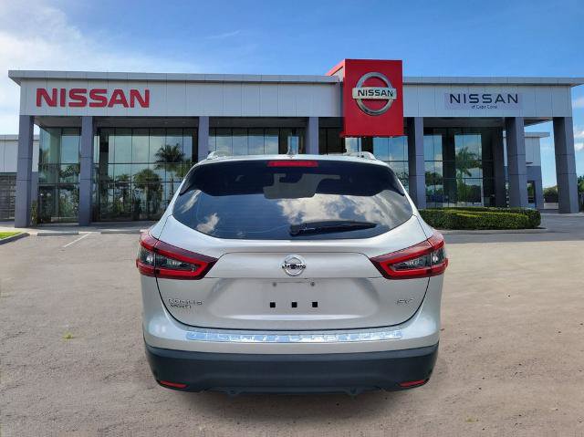 Certified 2022 Nissan Rogue Sport SV FWD image 6