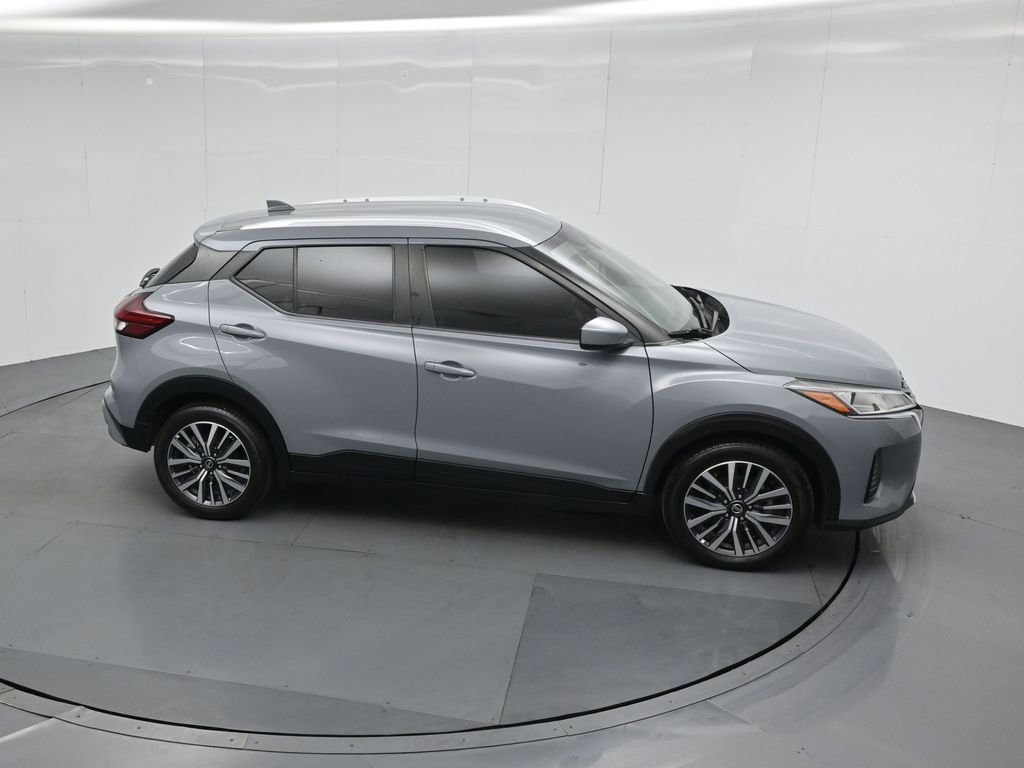 Used 2021 Nissan Kicks SV image 53