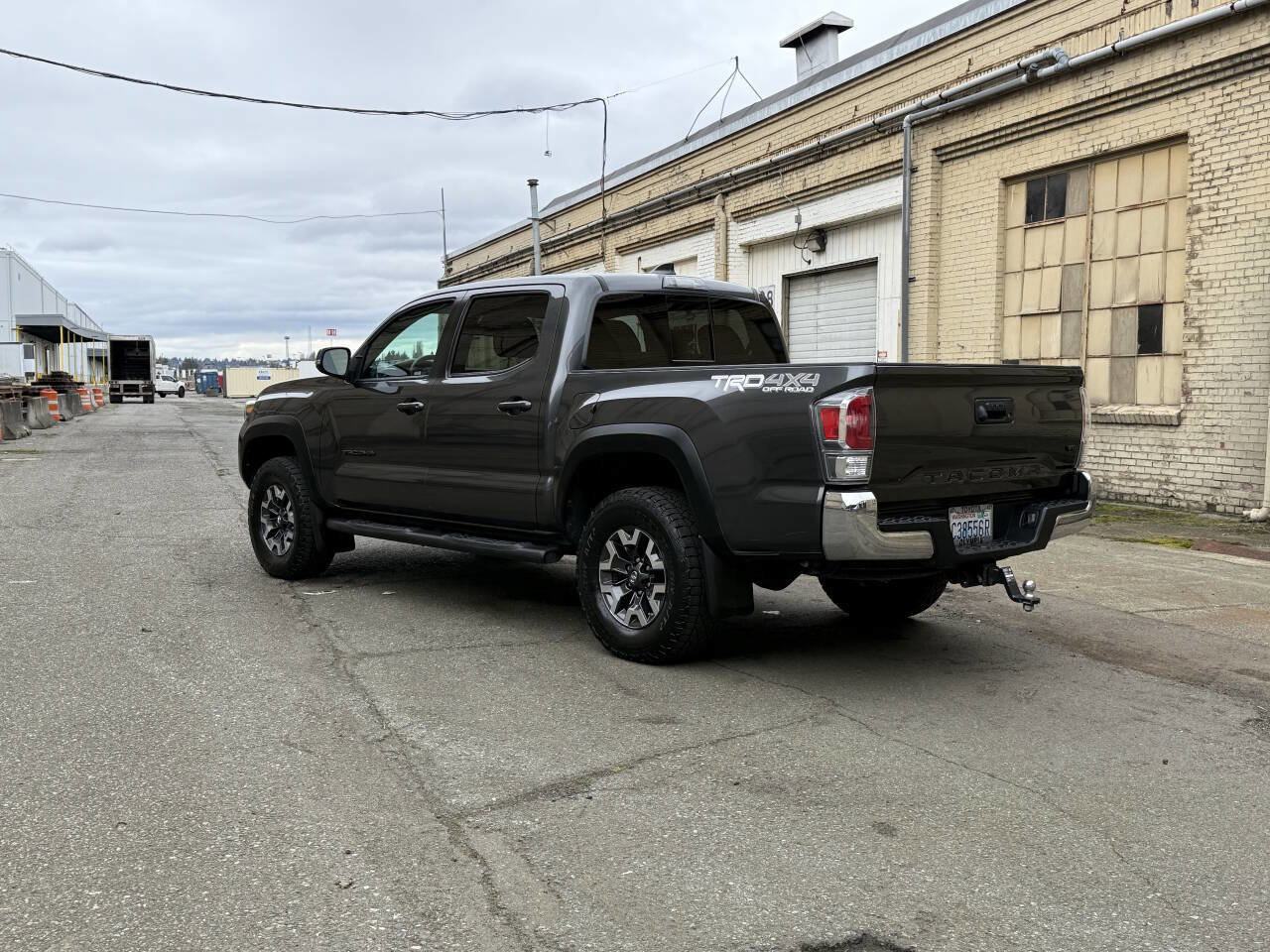 Used 2020 Toyota Tacoma TRD Off-Road w/ Blackout Package image 6
