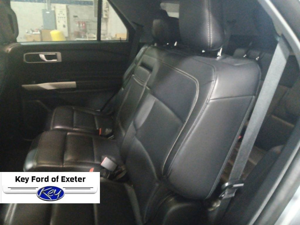 Used 2021 Ford Explorer XLT w/ Equipment Group 202A image 18