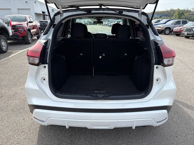 Used 2021 Nissan Kicks SV image 21