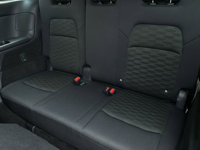 Used 2024 Nissan Pathfinder SV image 21