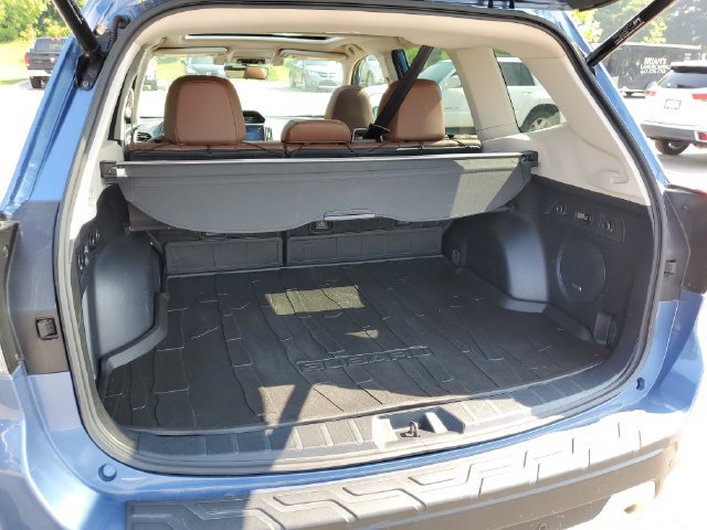 Used 2020 Subaru Forester Touring AWD/4WD image 8