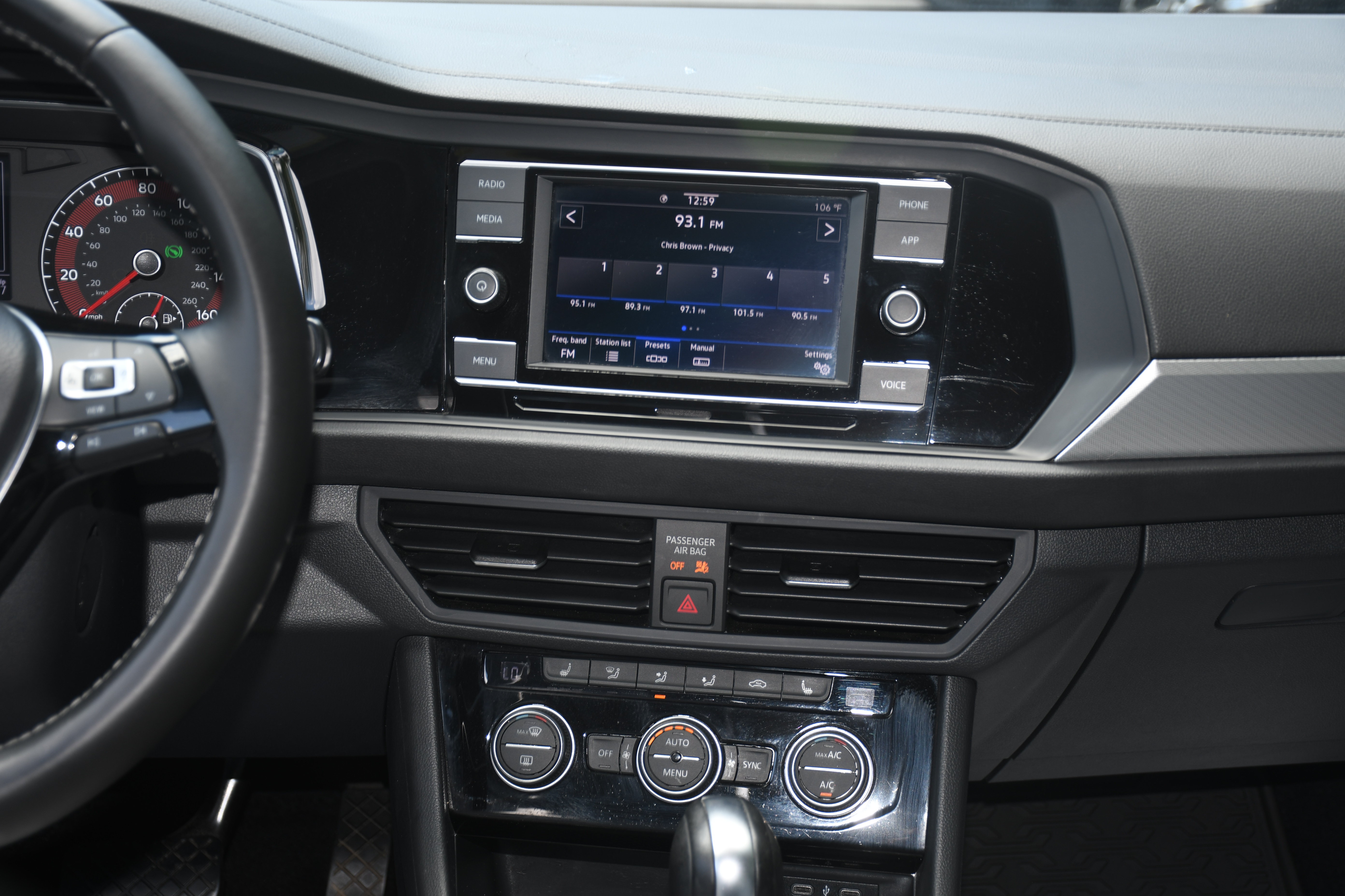 Used 2021 Volkswagen Jetta R-Line FWD image 17